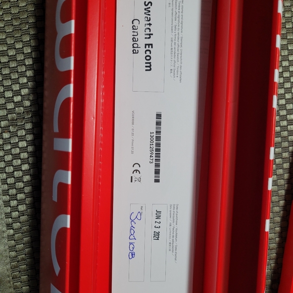 💯% Authentic Brandnew with box and carecard - Picture 3 of 3